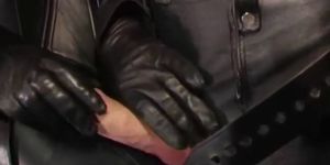 Mistress wants footworship from her slave during the session