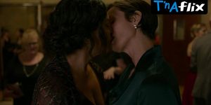 Sarita Choudhury Lesbian Scene in Jessica Jones (Alena H, Desyra Noir)