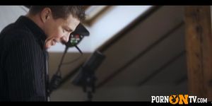 Horny Ricky bangs Katie Rose as he takes her steamy pictures (Katie Monroe)