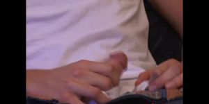 DEFIANT BOYZ - Amateur punk rubs one out from his thick cock