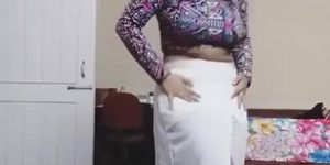 Busty Indian Girl dancing very hot !