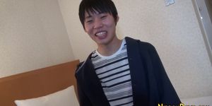 Asian teen jerking off - video 1