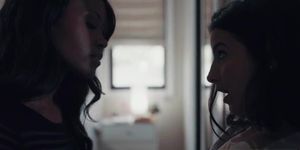 Two Hot Babes tries 69 pussy licking (Jezabel Vessir)