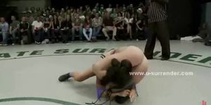 Tiny bikini and hot babes meet in fight
