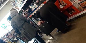 Amazing Big Ass Muslim Mother Wearing Hijab.