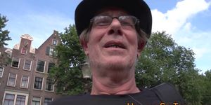 Hooker fucks for cumshot