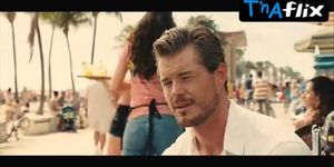 Ana Ayora Bikini Scene  in Marley AND Me