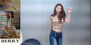 BJ ???? (Berry0314) Twerk It Like Miley