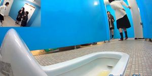 Pissing japanese teens
