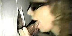 Schwiegermutter am Gloryhole MILF