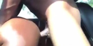 Car sex (Mia Callista, Mia Khalifa)