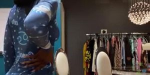 Taylor girls twerking on ig live