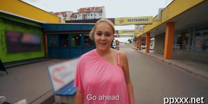 Money in exchange for blowjob - video 3