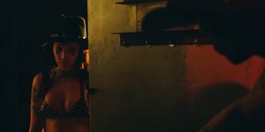 ph5e290c44041de.mp4