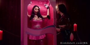 Bound in latex anal strap on banged (Lea Lexis, Lea Lexus, Missy Martinez)