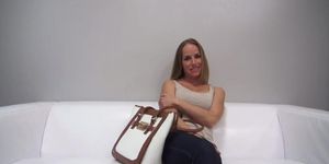 Lucie 5334