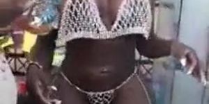 Africa Mapouka bbw twerking.