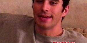 AUNTIE BOB - Amateur jock masturbating before old bears bj