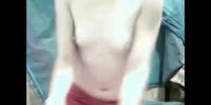 Amateur masturbates on cam (Eve Mayfair)