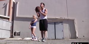 Alexis Texas enjoys a hard pecker