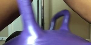Round ass on ball