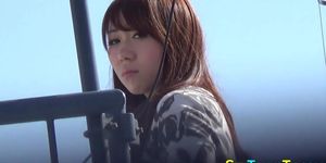 VOYEUR JAPAN TV - Japanese babes outside show off their pussies