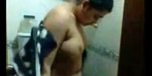Big Boobs Desi Aunty bath