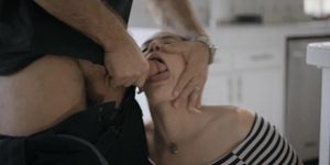 Teen grlfriend Bobbi Dylan fucked by her boyfriends cop brother (Chad White)