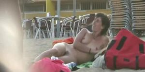 Hairy pussy beach