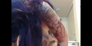 Huge dildo machine pussy and anal screw with anal squirt