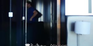 PureMature Busty MILF Audrey Irons massage screw to relieve work stress