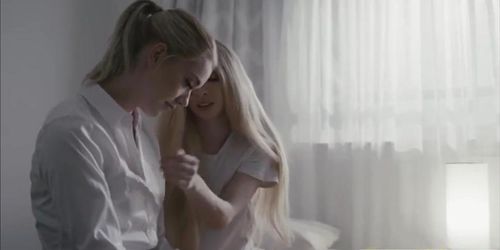 Kenzie and Anny tries doing scissor sex (Anny Aurora, Kenzie Reeves)
