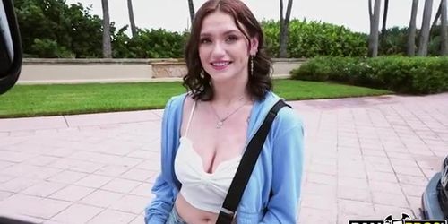 Cute Stranger Gracie Gates Takes Money And Gets Fucked In The Van Porno Argentino (Van Damage)