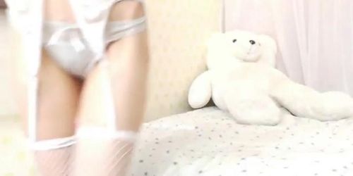 Horny Korean tiny camgirl in lingerie