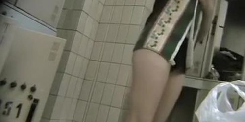 Changing room girl tried to hide her boobs under towel