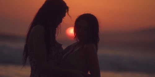 This TS scene has been upvoted like crazy, for a reason! (Charlotte Sins, Tori Easton)