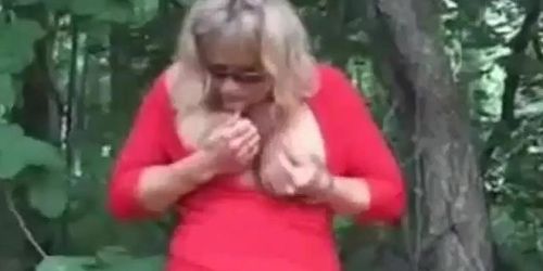 Exhibition of gorgeous mature bitch outdoor. Amateur older