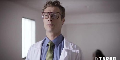 Nymphomaniac - An Emily Willis Story (Chad White, Me Go, Michael Vegas)