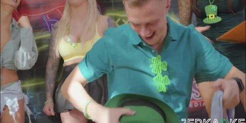 Jerkaoke- Battle Final Orgy Special (Alex Mack, Donny Sins, Gianna Dior, Karma Rx)