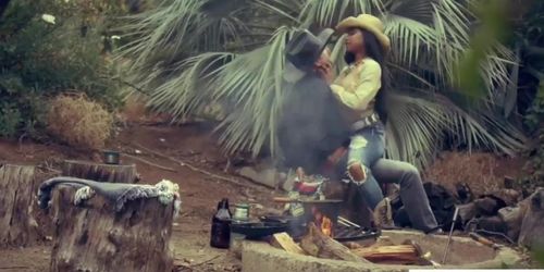 Hot Ebony girl having a romantic outdoor sex with her guy (Jenna Foxx, Jenna J. Foxx)