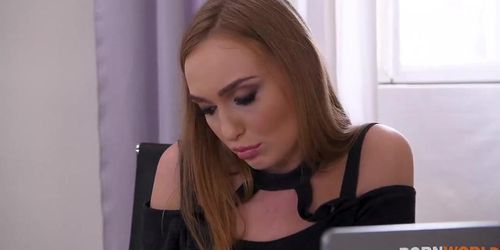 Legalporno Sex therapist Lisa Bilberry crams her clients huge dick in her asshole GP1414