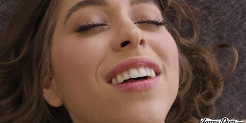 RILEY REID's tight pussy tastes delicious af - Pussy eating to real orgasm! (James Deen)