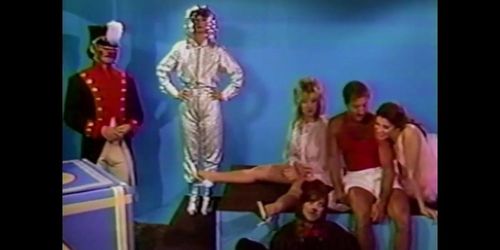 They're Alive! (USA 1987) (Amber Lynn, Isis Taylor, Nina Hartley, Shanna McCullough, Sharon Mitchell, Steve Drake, Taija Rae)