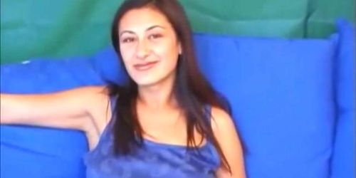 MR CHEWS ASIAN BEAVER - Asian Babe Shows Her Ass