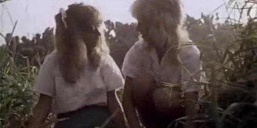 THE CLASSIC PORN - Classic porn in the forest with two ladies (Isis Taylor)