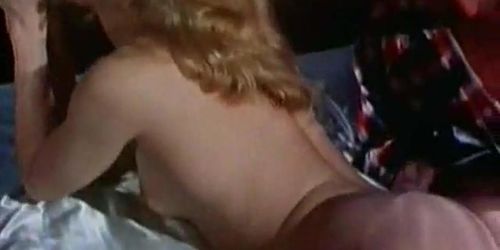 THE CLASSIC PORN - Classic porn threesome movie (Isis Taylor)
