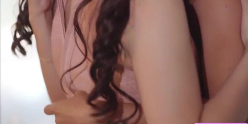 Two Babes eat each others wet pussies (Adria Rae, Valentina Nappi)