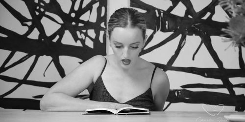 Ode to Hysterical Literature with Charlie Forde and Amber Moore (charlieforde)