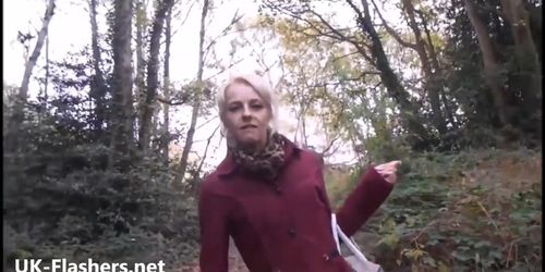 Sexy Blonde Exhibitionist April Strips Naked Outdoors And Amateur Girl Flashing Outside With Skinny Cutie In Public Nudity (Victoria Tiffani)