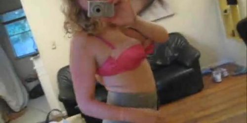 SHE FUCKED UP - Busty girl next door Andy Lynn takes picture of herself (Andrea Potter)